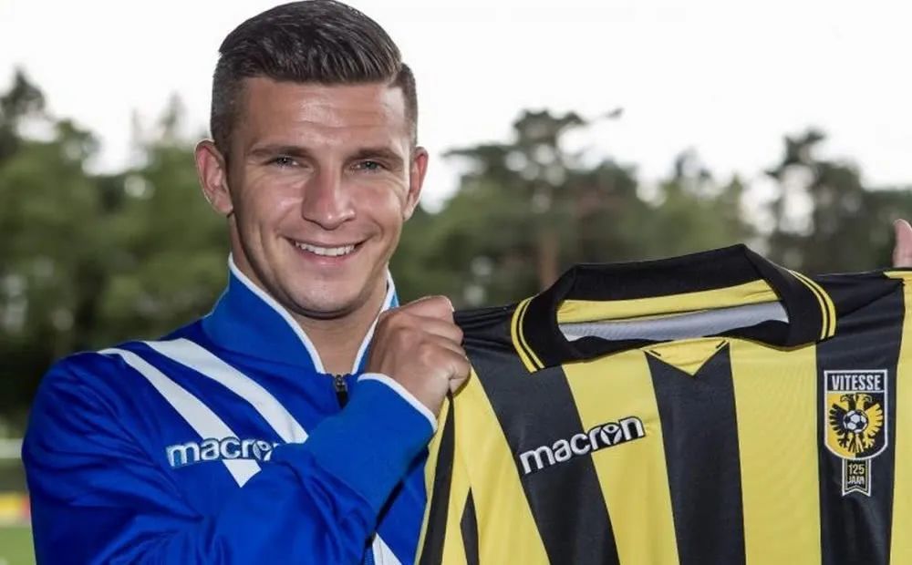 兩隊的歐洲 兩隊的歐洲